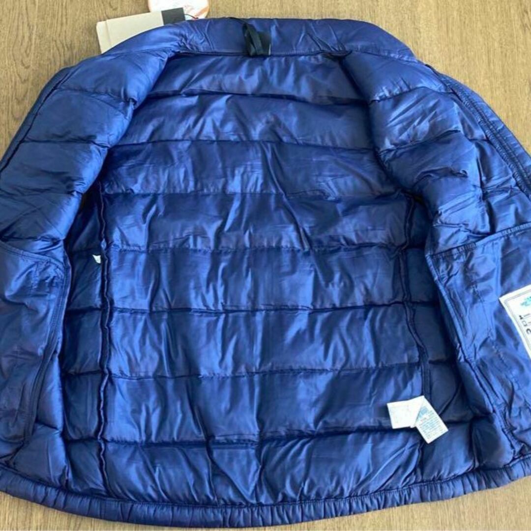 THE NORTH FACE(ザノースフェイス)の新品⭐️ノースフェイス　キッズダウンベスト　ネイビー　150 韓国限定 キッズ/ベビー/マタニティのキッズ服男の子用(90cm~)(ジャケット/上着)の商品写真