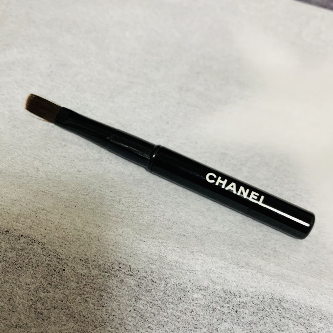 CHANEL(シャネル)のシャネル　リップブラシ コスメ/美容のベースメイク/化粧品(リップライナー)の商品写真