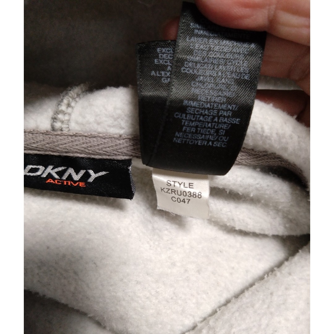 DKNY(ダナキャランニューヨーク)の💛DKNYACTIVE、パーカースウェット、L レディースのトップス(パーカー)の商品写真