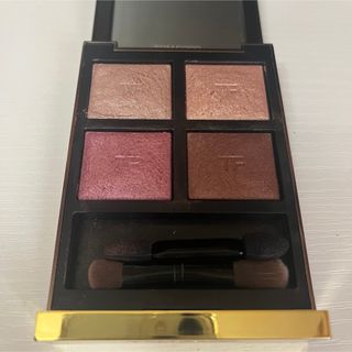 トムフォード(TOM FORD)の【週末限定値下げ！】トムフォード　アイカラークォード(42A)(アイシャドウ)