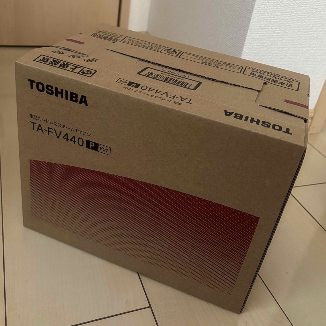 東芝(トウシバ)の東芝 コードレススチームアイロン TA-FV440(P)(1台) スマホ/家電/カメラの生活家電(アイロン)の商品写真