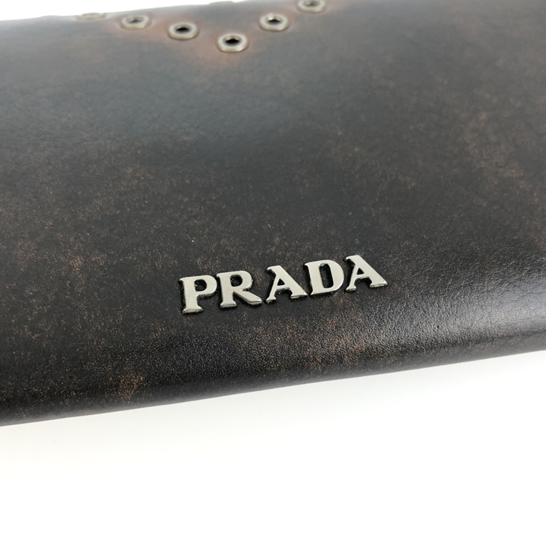 PRADA(プラダ)のプラダ 長財布 かぶせ蓋 レディースのファッション小物(財布)の商品写真