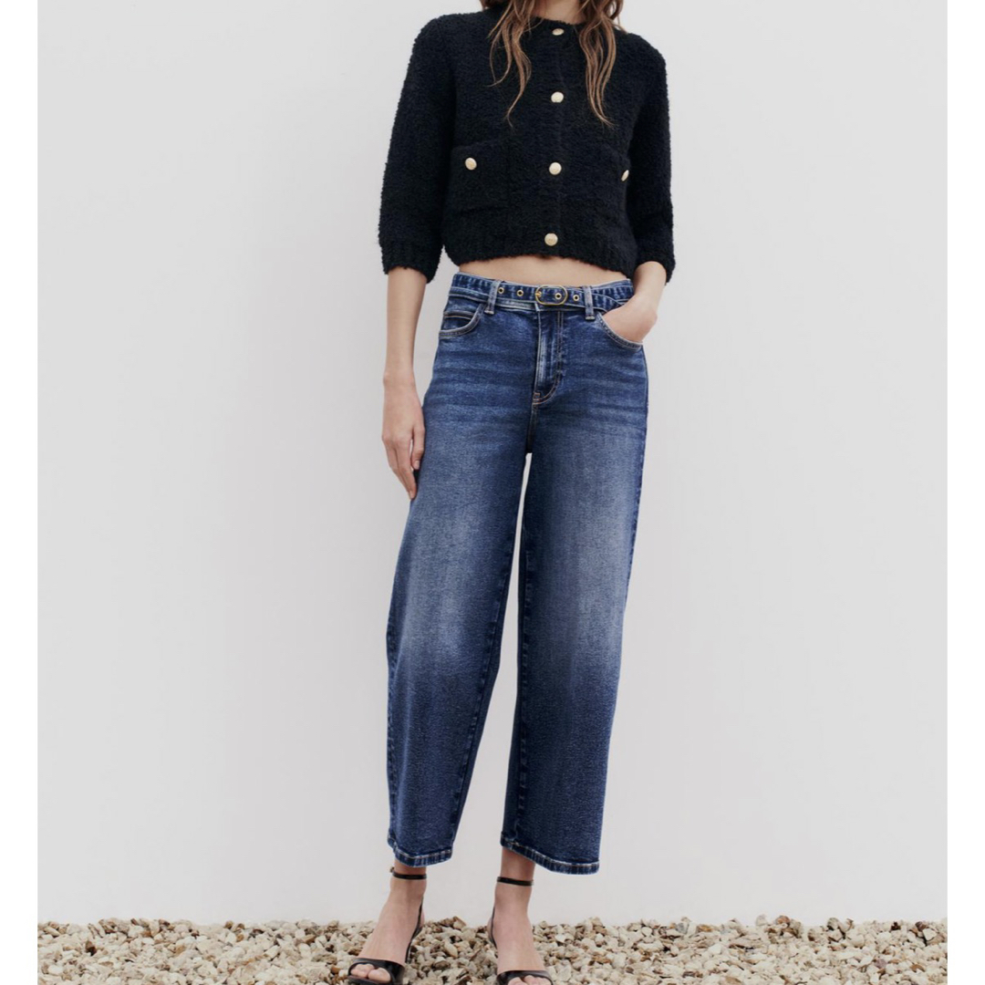 ZARA(ザラ)のZARAザラ　ゴールドボタンニットカーディガン レディースのトップス(カーディガン)の商品写真