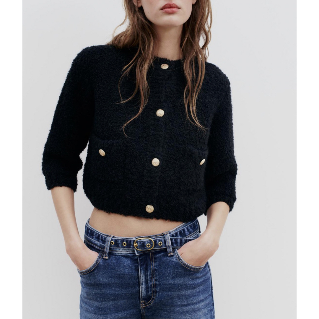 ZARA(ザラ)のZARAザラ　ゴールドボタンニットカーディガン レディースのトップス(カーディガン)の商品写真