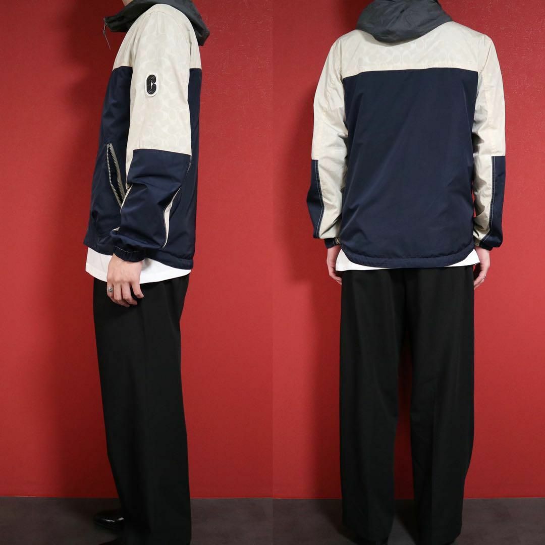 COACH(コーチ)の【希少】COACH コーチ ロゴ 総柄 デザイン バイカラー ジップジャケット メンズのジャケット/アウター(ナイロンジャケット)の商品写真