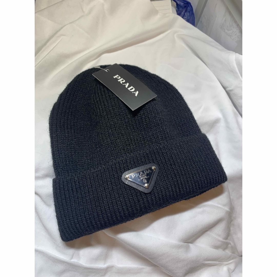 PRADA - 新品未使用品 PRADA プラダ ニットキャップ ビーニー PRADA - 新品未使用品 PRADA プラダ ニットキャップ ビーニー