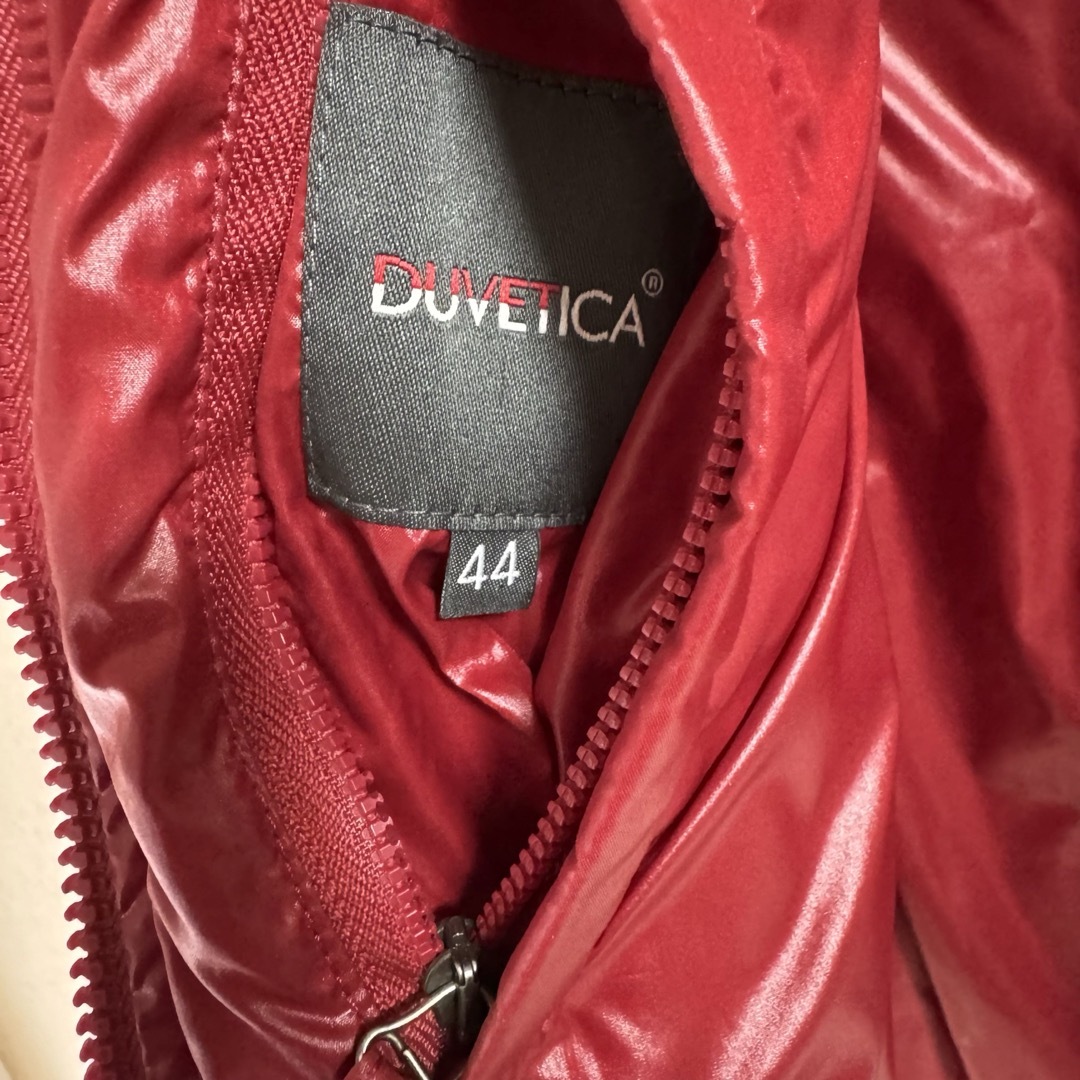 DUVETICA(デュベティカ)のDUVETICA/デュベティカ　ダウンベスト　レッド　赤　アウター  レディースのジャケット/アウター(ダウンベスト)の商品写真