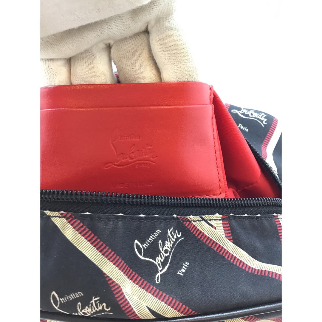 Christian Louboutin(クリスチャンルブタン)のChristian Louboutin   セカンドバッグ/ポーチ　ナイロン メンズのバッグ(セカンドバッグ/クラッチバッグ)の商品写真