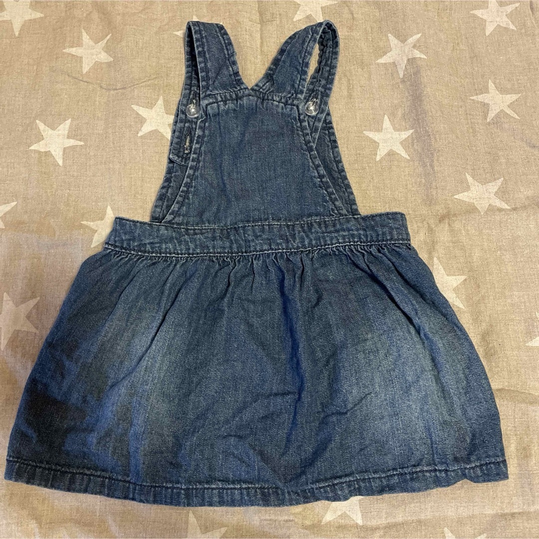 babyGAP(ベビーギャップ)のbabyGAP デニムサロペットスカート　90 キッズ/ベビー/マタニティのキッズ服女の子用(90cm~)(ワンピース)の商品写真