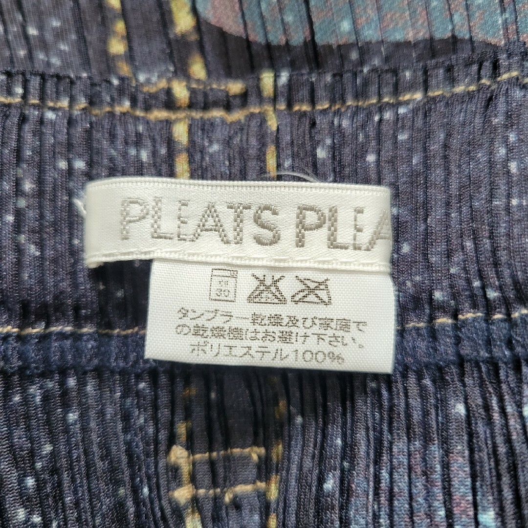 PLEATS PLEASE ISSEY MIYAKE(プリーツプリーズイッセイミヤケ)の【未使用品級】プリーツプリーズ　フラワー　花柄　デニム転写　ロングスカート　4 レディースのスカート(ロングスカート)の商品写真