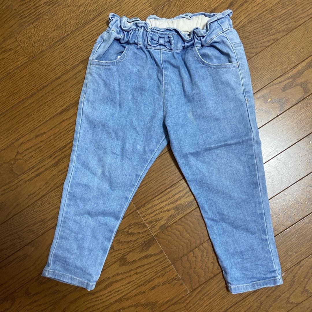 BeBe(ベベ)のBEBE 100 ズボン キッズ/ベビー/マタニティのキッズ服女の子用(90cm~)(パンツ/スパッツ)の商品写真