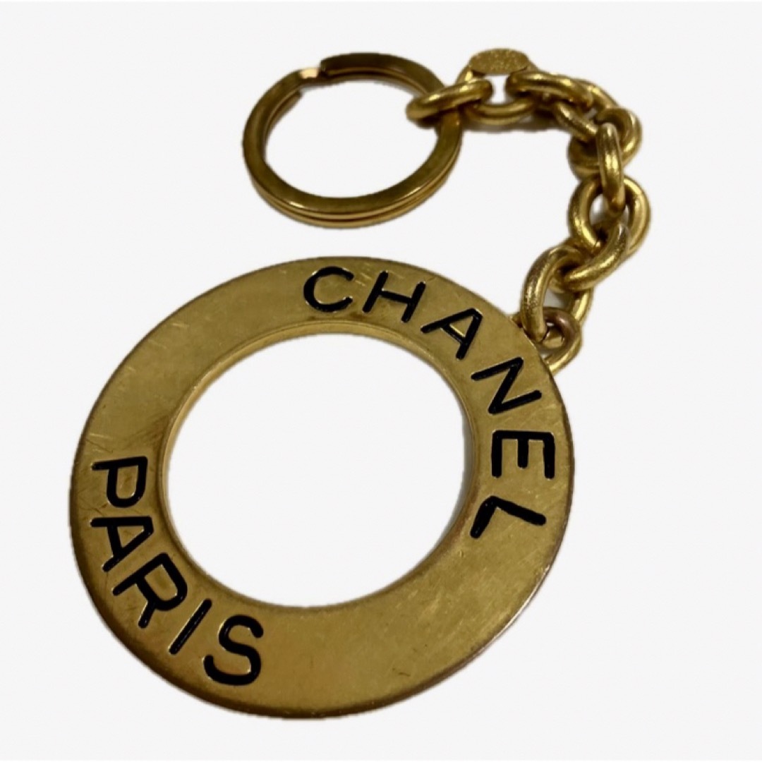 CHANEL(シャネル)のCHANEL ヴィンテージ　ゴールド　サークル　キーホルダー　キーリング　ロゴ メンズのファッション小物(キーホルダー)の商品写真