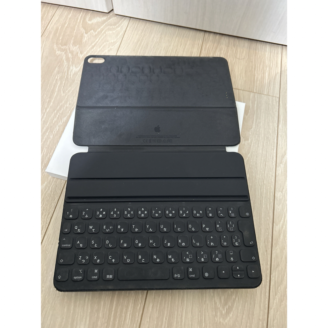 Apple(アップル)のApple iPadPro 11 Smart Keyboard 使用感あり スマホ/家電/カメラのPC/タブレット(PC周辺機器)の商品写真