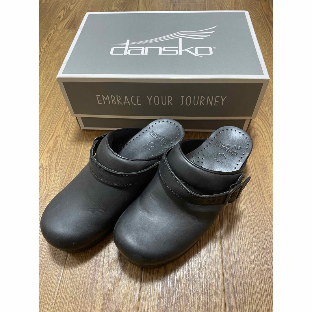 dansko(ダンスコ)の【状態良好】dansko Ingrid ブラックオイルド　37 レディースの靴/シューズ(スリッポン/モカシン)の商品写真