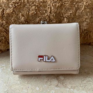 フィラ(FILA)のFILA フィラ三つ折り財布　美品　クリーム色　格安(財布)