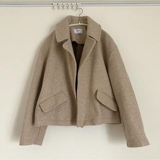 ザラ(ZARA)のZARA アウター(テーラードジャケット)