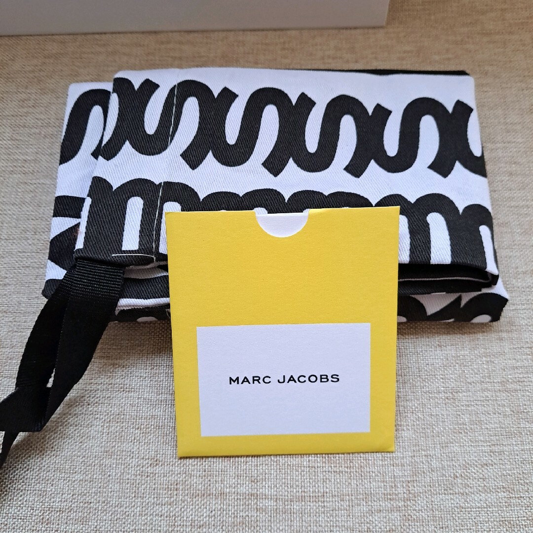 MARC JACOBS(マークジェイコブス)のMARC JACOBS　トートバッグ　ショルダーバッグ　ハンドバッグ　A4収納可 レディースのバッグ(トートバッグ)の商品写真