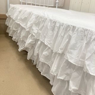 Pottery Barn - [シングル]Pottery Barn ベッドスカート　３段フリル　未使用品