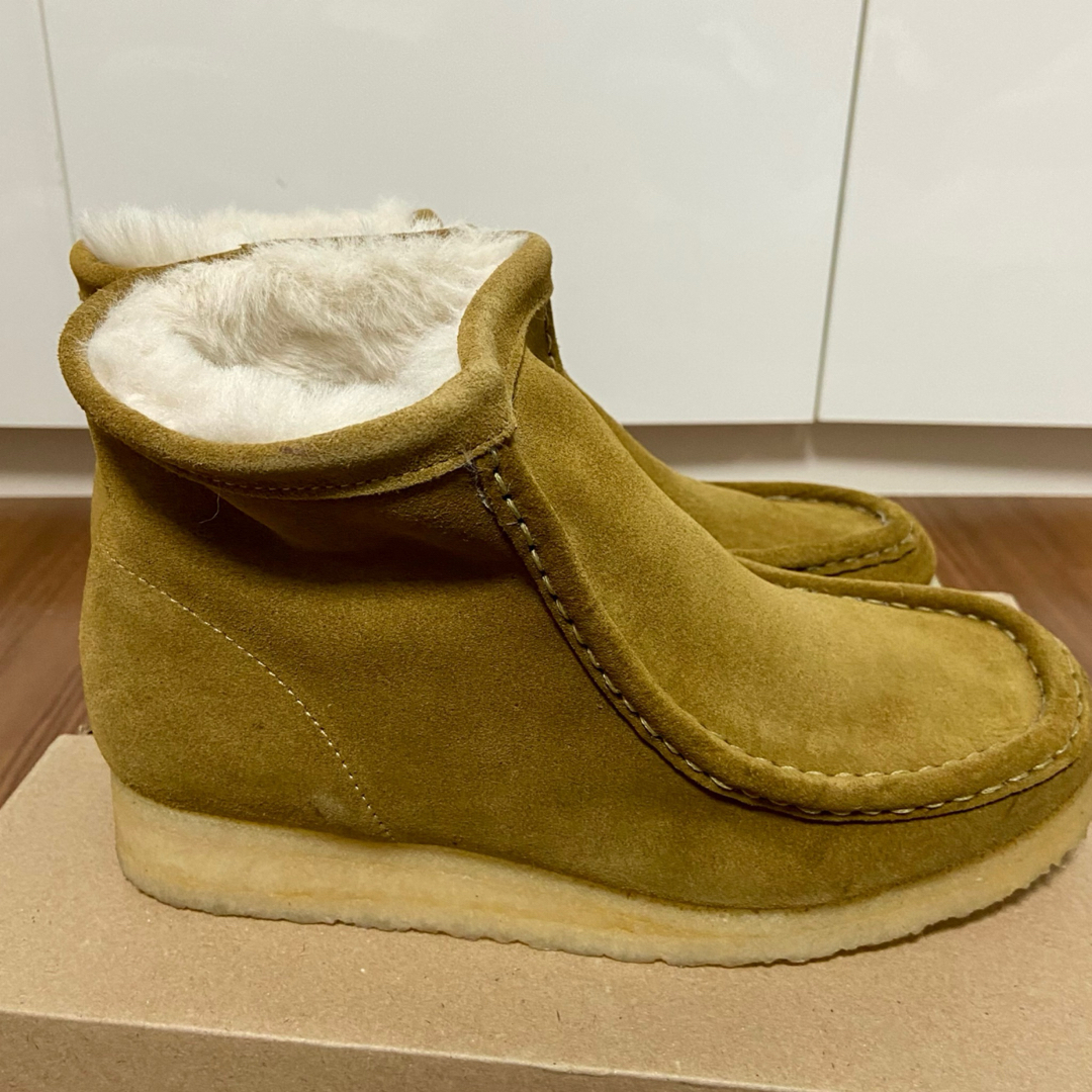 BEAMS(ビームス)の新品 クラークス CLARKS ワラビー ハイカット 定価31400円 UK5 レディースの靴/シューズ(ブーツ)の商品写真