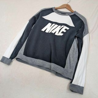 ナイキ(NIKE)の【ナイキ】スウェット　白グレー　ビッグロゴ　L レディース(トレーナー/スウェット)