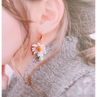 デイジー　ピアス＆イヤリング　かぎ針(ピアス)