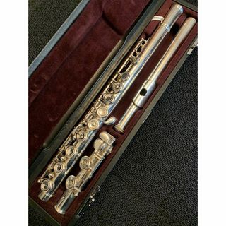 ヤマハ(ヤマハ)のフルート　ヤマハ　YFL-517　美品　頭部銀　FLUTE YAMAHA　28万(フルート)