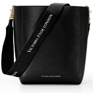 VICTORIA HYDE LONDON   バケットバッグ　黒(ショルダーバッグ)
