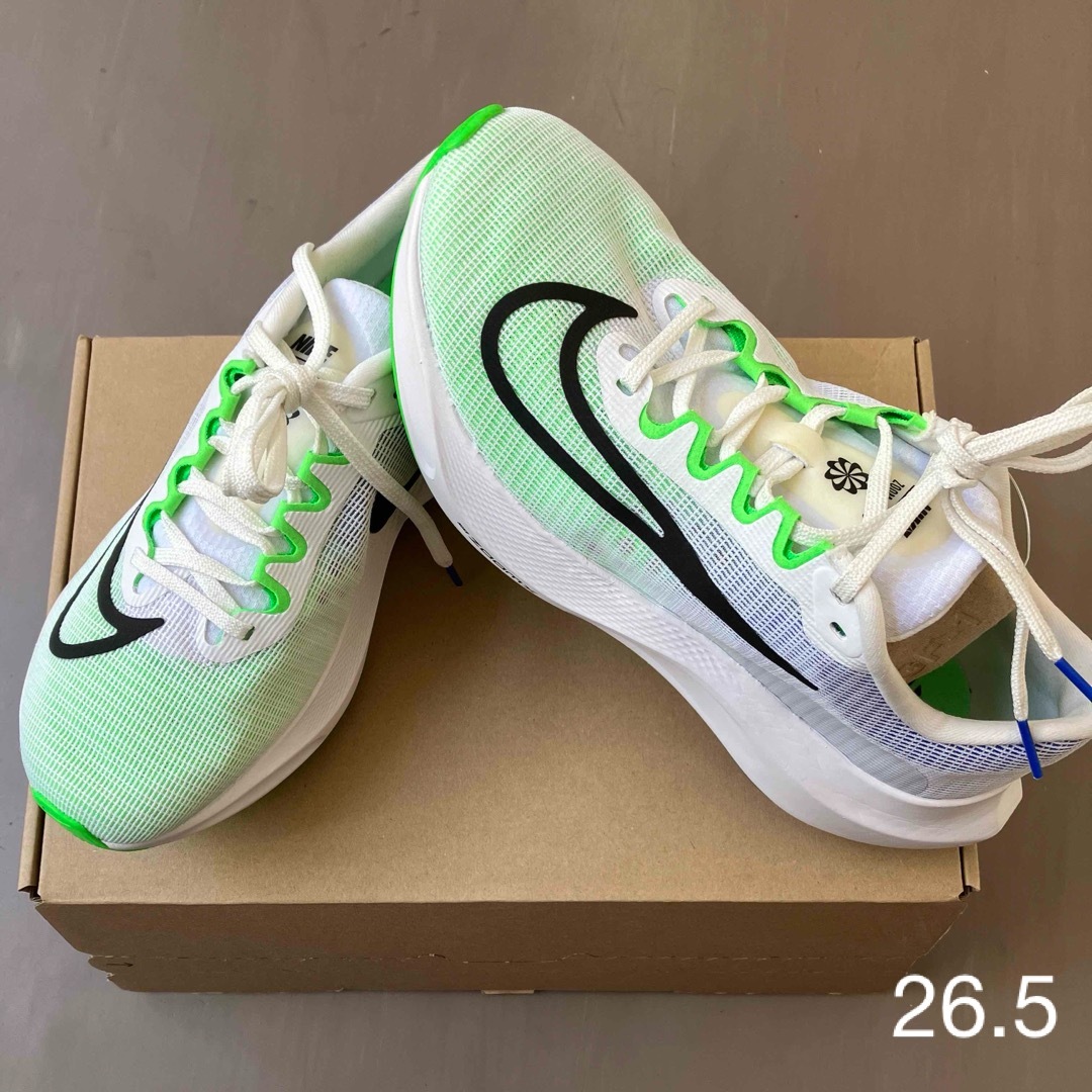 NIKE(ナイキ)のズームフライ5 ★26.5cm★DM8968-101 メンズの靴/シューズ(スニーカー)の商品写真