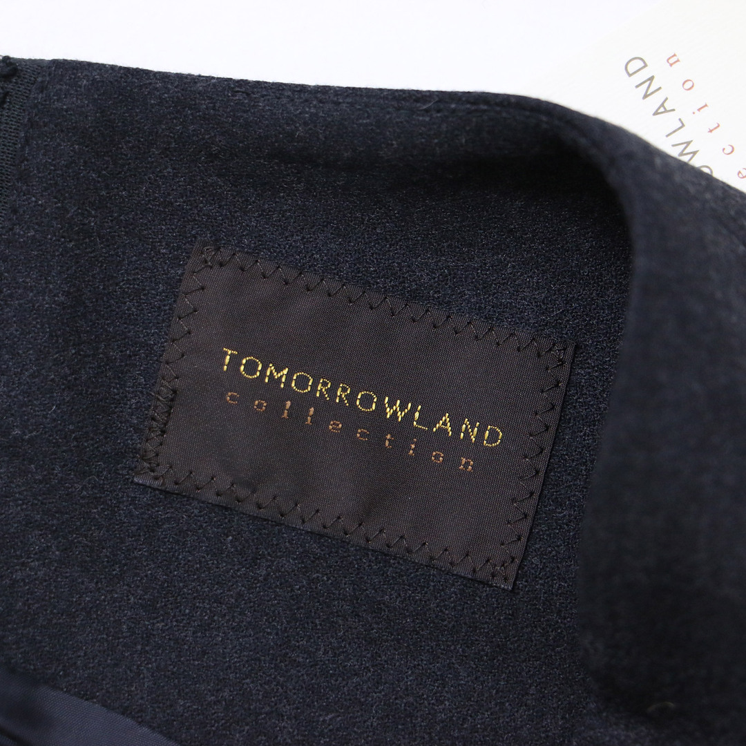 TOMORROWLAND(トゥモローランド)の新品 TOMORROWLAND collection トゥモローランド コレクション ワンピース ロング ジャンパースカート ウール グレー34(7号) Vネック フレア Aライン スーパーアムンゼン シンプル 無地 きれいめ オフィス カジュアル  【レディース】 レディースのワンピース(ロングワンピース/マキシワンピース)の商品写真