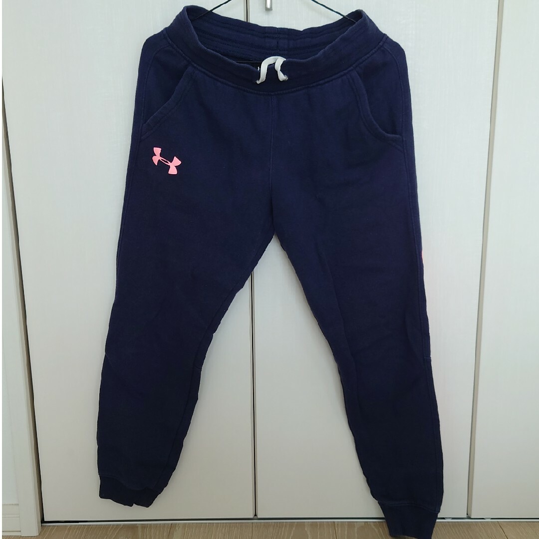 UNDER ARMOUR(アンダーアーマー)のｱﾝﾀﾞｰｱｰﾏｰ スウェット ズボン SM キッズ/ベビー/マタニティのキッズ服男の子用(90cm~)(パンツ/スパッツ)の商品写真