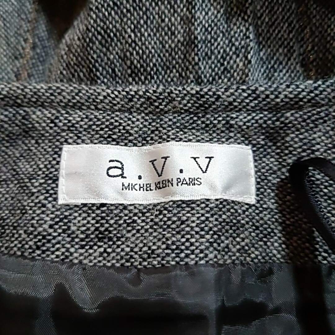 a.v.v(アーヴェヴェ)のA.V.V　a.v.v　スカート　ひざ丈スカート レディースのスカート(ひざ丈スカート)の商品写真