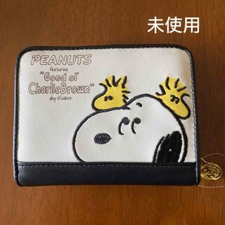 PEANUTS - スヌーピー⭐︎二つ折り財布⭐︎未使用品