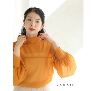 カワイイ(cawaii)の【新品タグ付き】ふっくらポワン袖のシアーカラーブラウストップス(シャツ/ブラウス(長袖/七分))