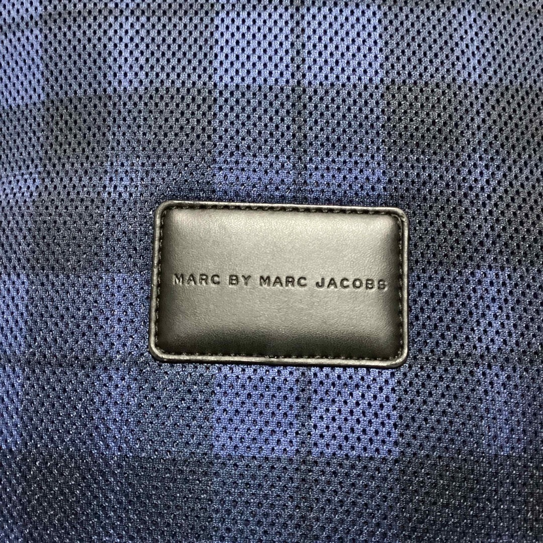 MARC BY MARC JACOBS(マークバイマークジェイコブス)の値下げ　¥2500→¥2400  マークバイマークジェイコブス　チェックリュック レディースのバッグ(リュック/バックパック)の商品写真