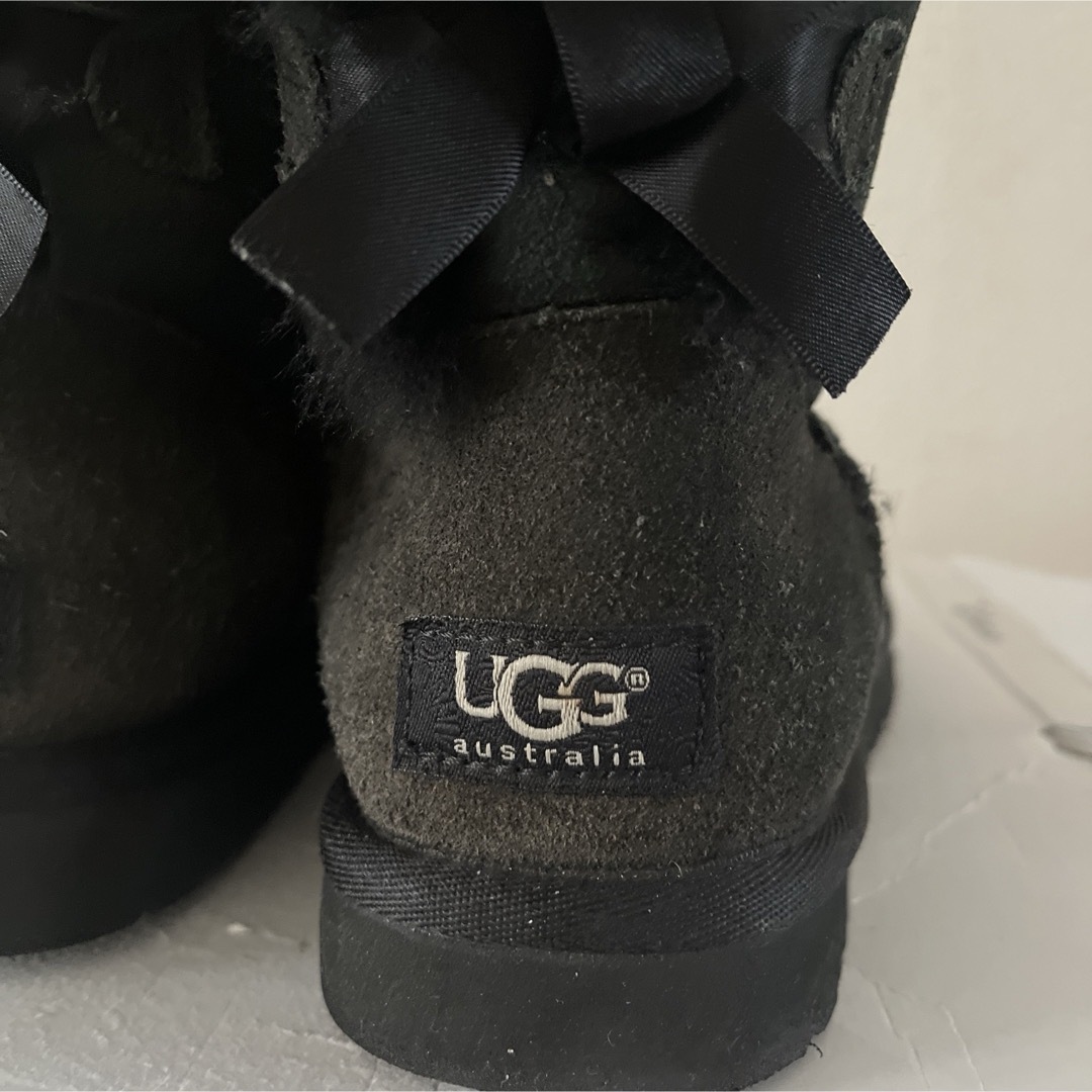 UGG(アグ)のUGG リボン　ブーツ レディースの靴/シューズ(ブーツ)の商品写真