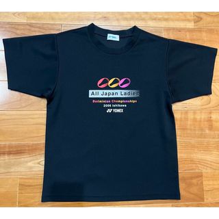 ヨネックス(YONEX)の新品同様　ヨネックス　半袖記念Tシャツ　Sサイズ(バドミントン)