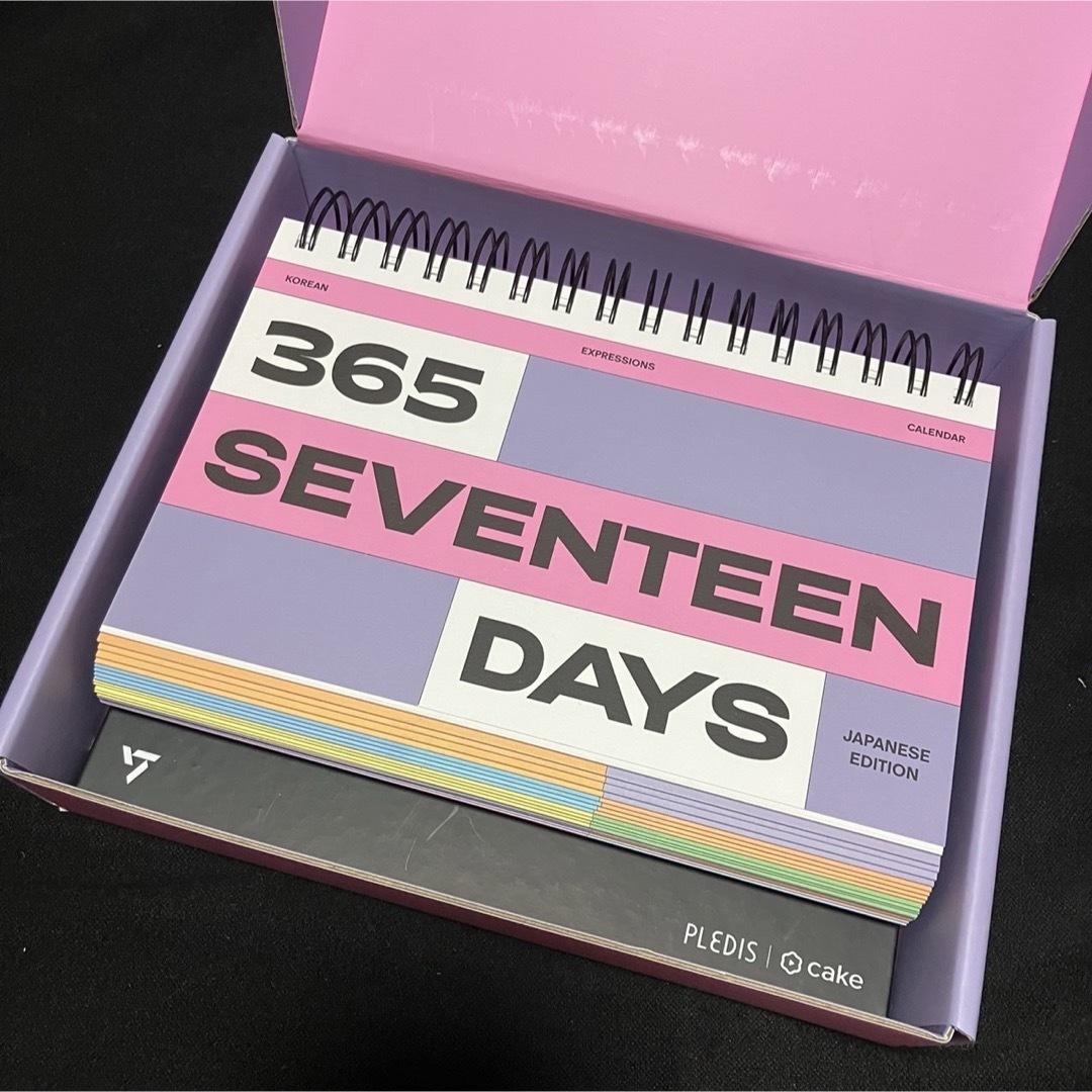 SEVENTEEN(セブンティーン)の365 SEVENTEEN DAYS (Japanese Edition) エンタメ/ホビーのタレントグッズ(アイドルグッズ)の商品写真