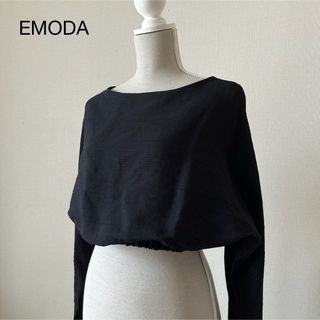 エモダ(EMODA)の【美品】EMODA ドルマンスリーブ ショートトップス(シャツ/ブラウス(長袖/七分))