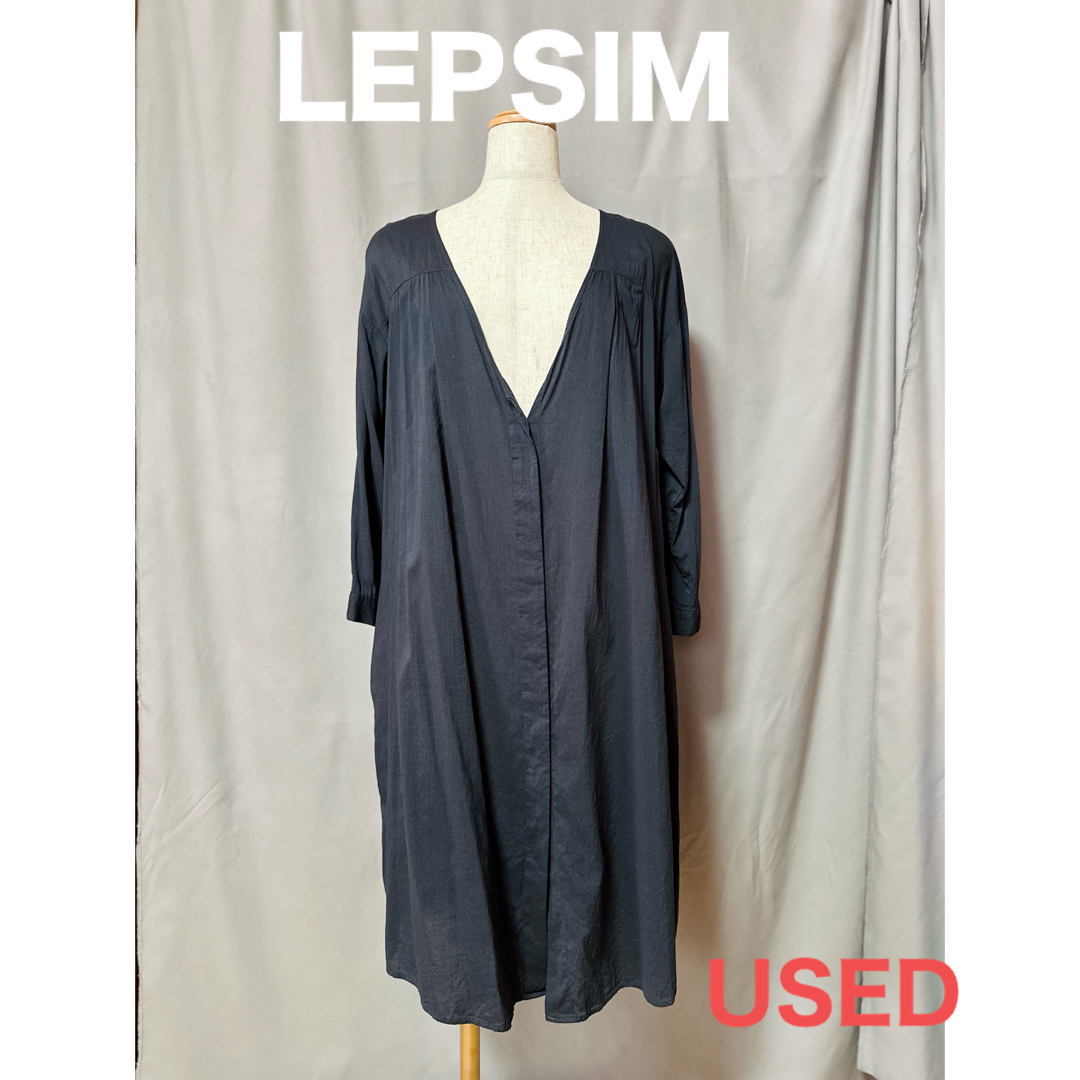 LEPSIM(レプシィム)のLEPSIM シャツチュニック 墨黒 中古 レディースのトップス(シャツ/ブラウス(長袖/七分))の商品写真