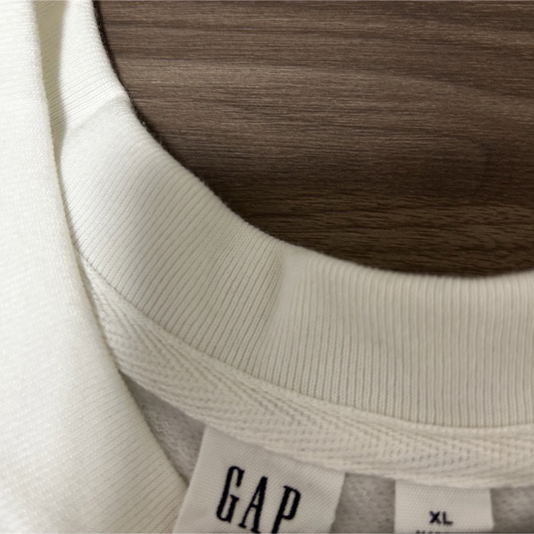 GAP(ギャップ)のGAP 無地トレーナー　ホワイト レディースのトップス(トレーナー/スウェット)の商品写真