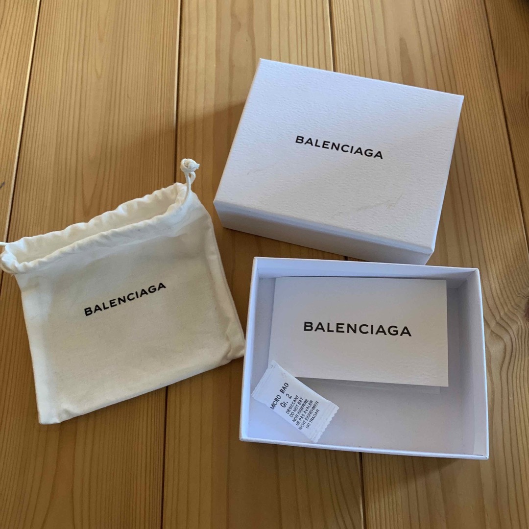 BALENCIAGA BAG(バレンシアガバッグ)のバレンシアガ　箱　巾着 レディースのファッション小物(ポーチ)の商品写真