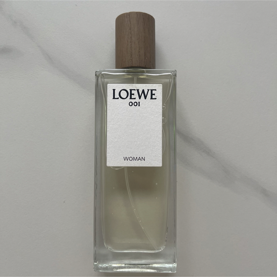 LOEWE(ロエベ)のLOEWE ロエベ　ロエベ 001 ウーマン オードゥ パルファン 50mL コスメ/美容の香水(ユニセックス)の商品写真