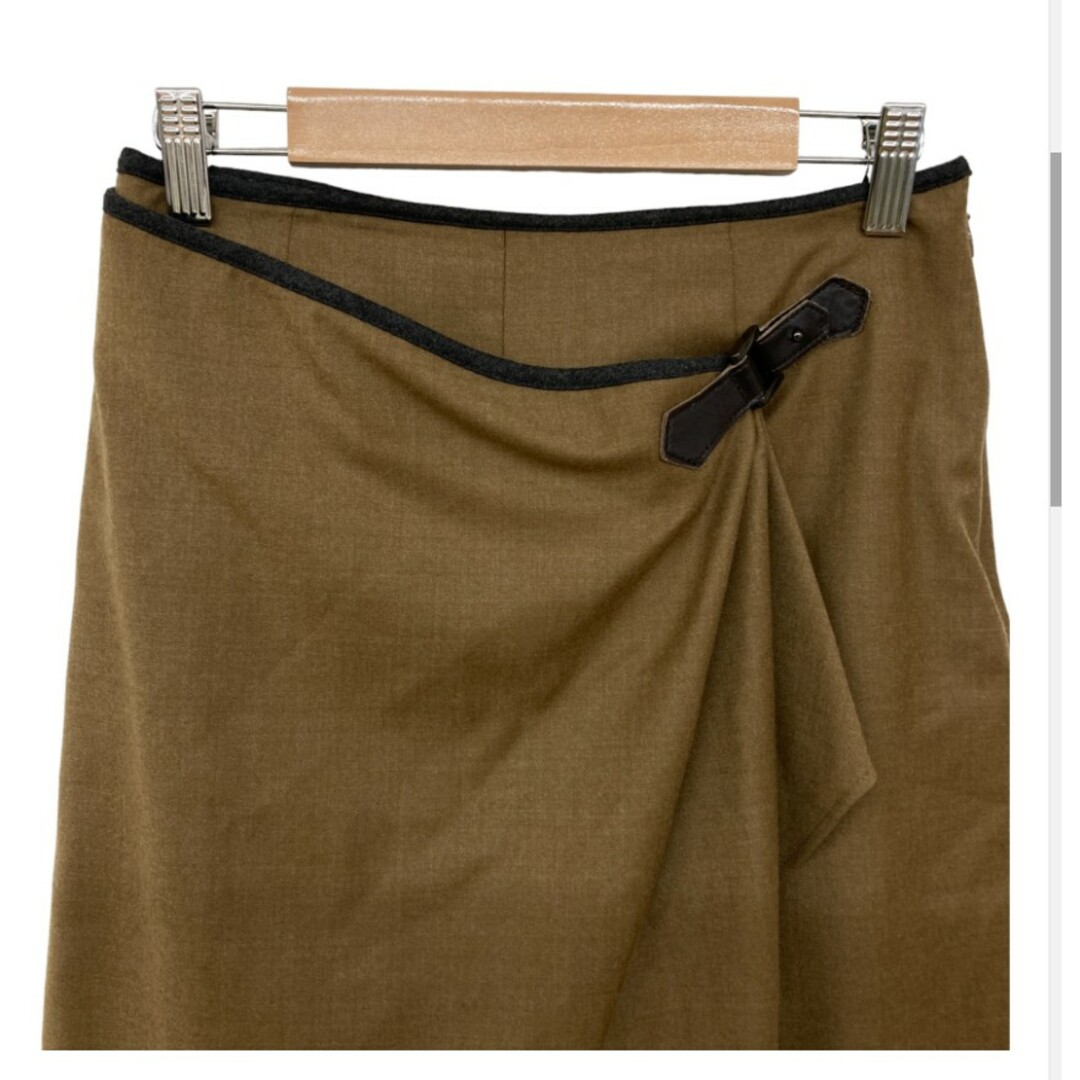 自由区(ジユウク)の自由区 スカート ナチュラル きれいめ ブラウン 38 牛革 キュプラ レディースのスカート(ロングスカート)の商品写真
