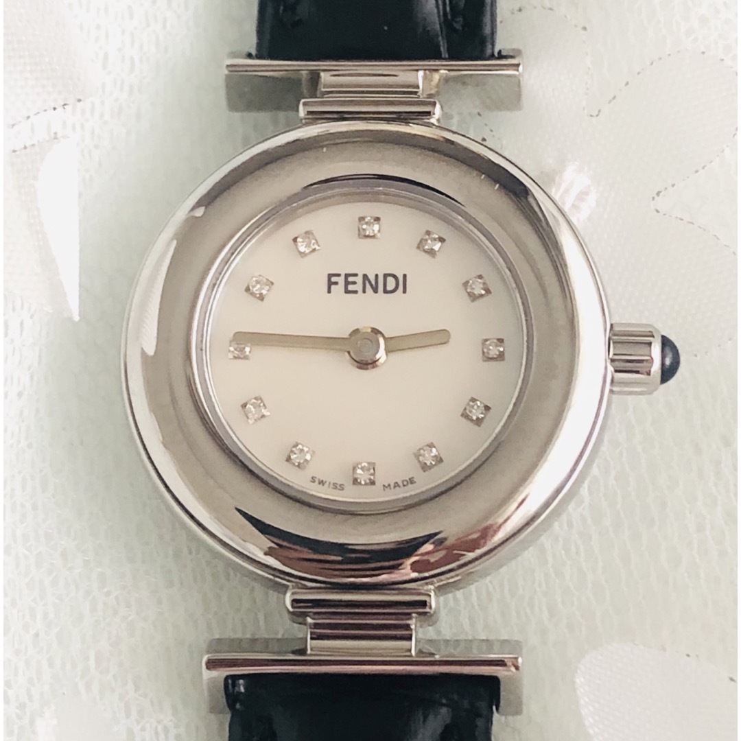 FENDI(フェンディ)のFENDI フェンディ 腕時計 320L シェル 12P ダイヤ レディースのファッション小物(腕時計)の商品写真