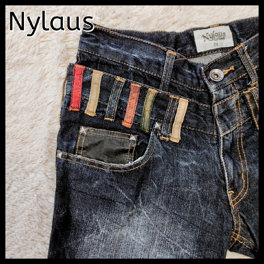 Nylaus(ナイラス)の【人気デザイン】Nylaus☆レザー＆スタッズ付ハーフジーンズ　ユーズド加工　紺 メンズのパンツ(デニム/ジーンズ)の商品写真