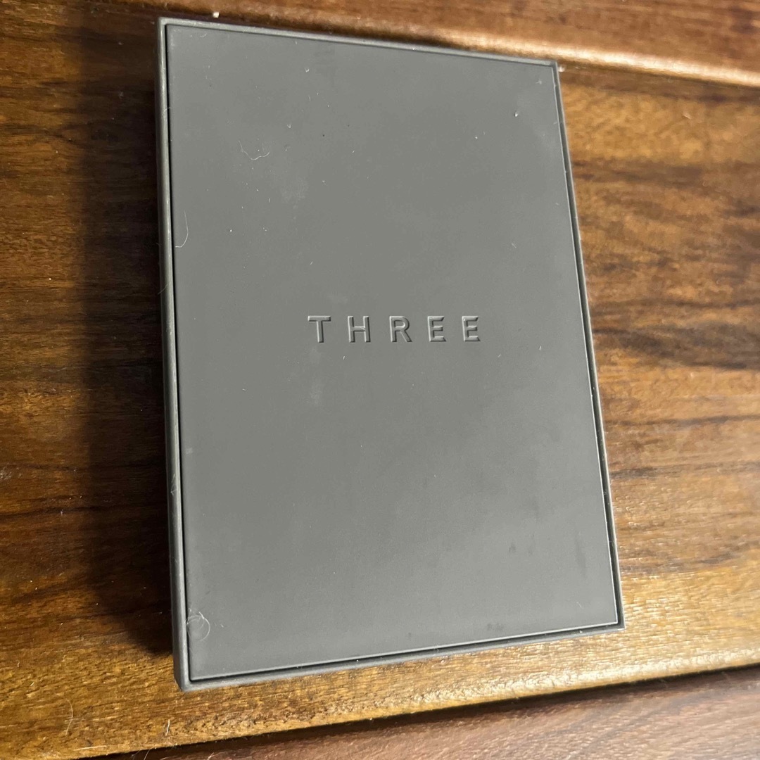 THREE(スリー)のTHREE ディメンショナルアイパレット06アイシャドウ コスメ/美容のベースメイク/化粧品(アイシャドウ)の商品写真