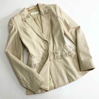 エスカーダ(ESCADA)の15c20 ESCADA エスカーダ ドイツ製 テーラードジャケット ブレザー 花柄 パンチング 34 ベージュ ラムレザー 本革 レディース(テーラードジャケット)