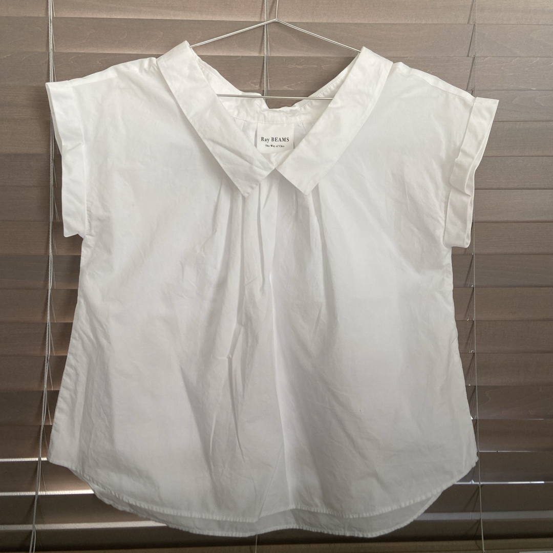 Ray BEAMS(レイビームス)のレイビームス ♡襟付きブラウス♡シャツ レディースのトップス(シャツ/ブラウス(半袖/袖なし))の商品写真