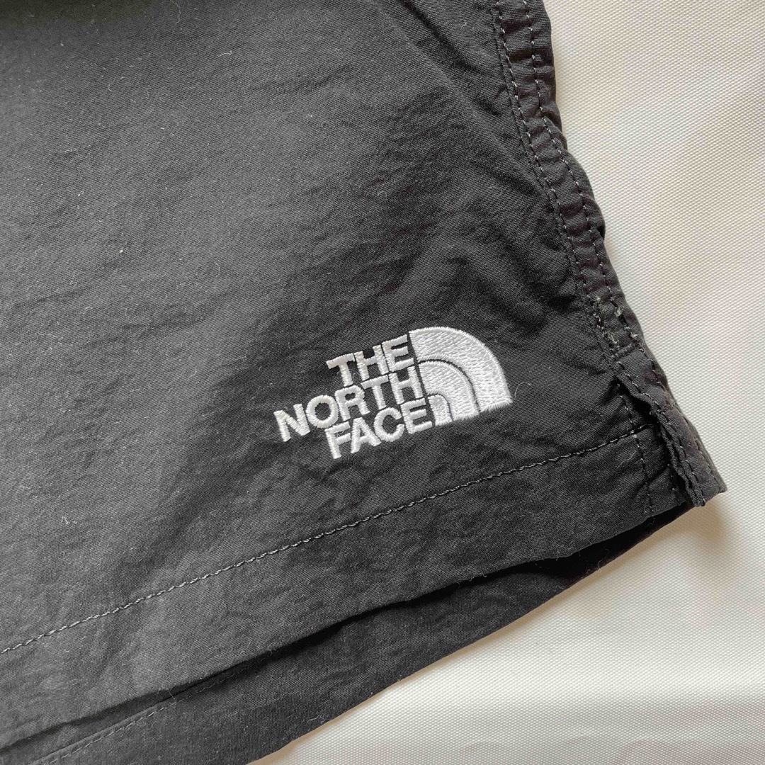 THE NORTH FACE(ザノースフェイス)のTHE NORTH  FACE ノースフェイス　ショートパンツ　黒　新品未使用 メンズのパンツ(ショートパンツ)の商品写真