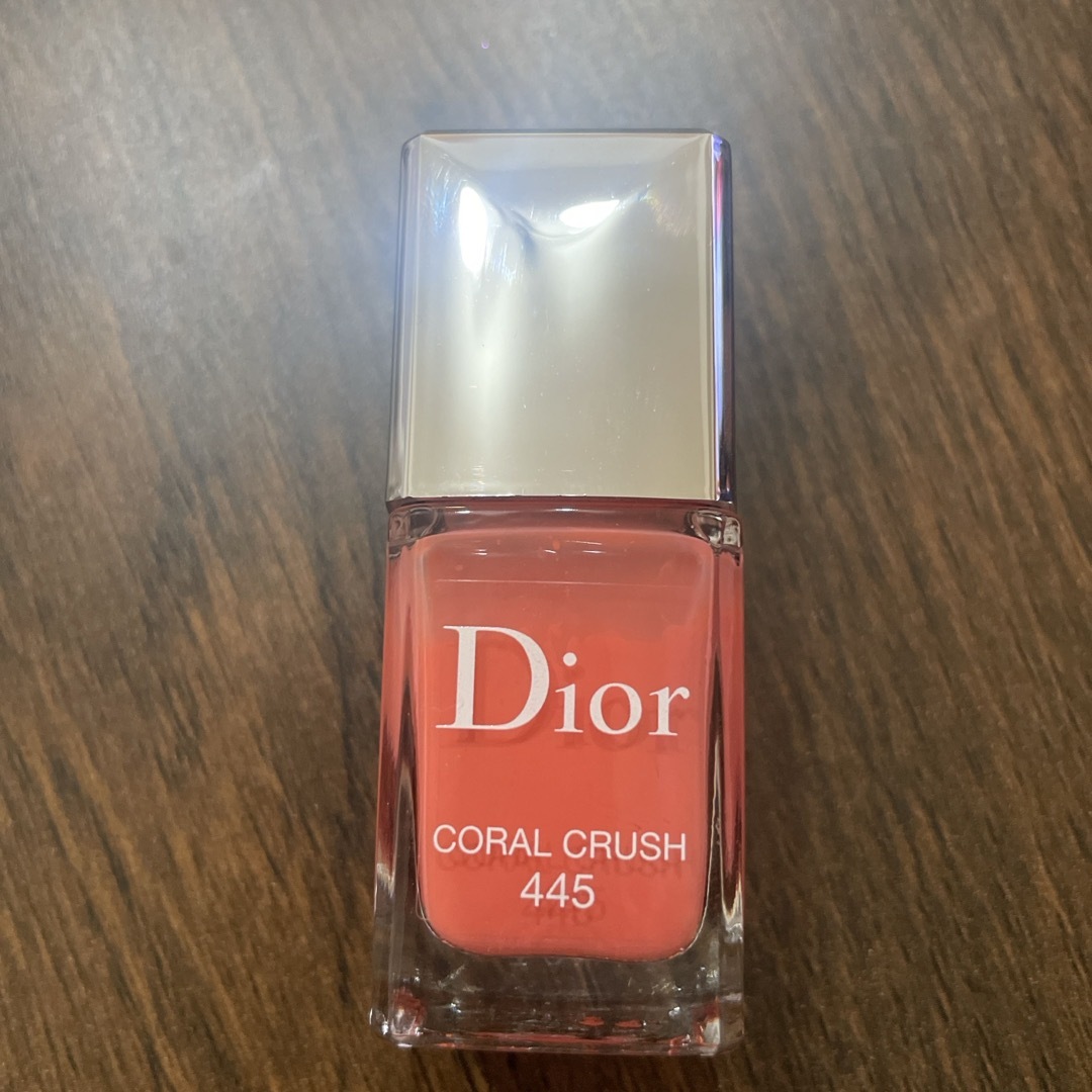 Dior(ディオール)のディオール　ヴェルニ　　ネイルエナメル コスメ/美容のネイル(マニキュア)の商品写真